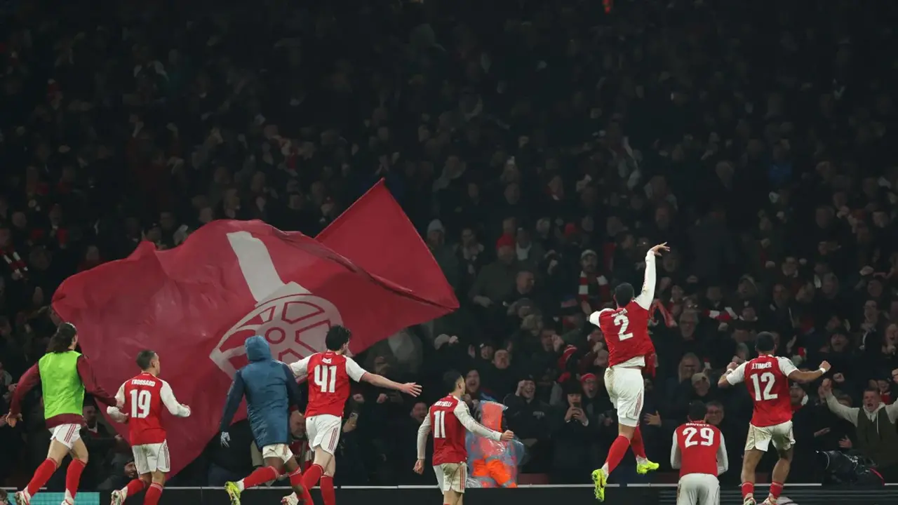 صِراع اللقب.. موعد مباراة أرسنال ومانشستر سيتي في نهائي كأس الرابطة والقنوات الناقلة